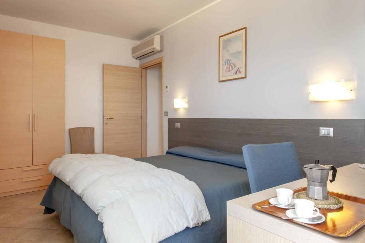 Residence Villa Lo Scoglietto Σαν Βιντσέντσο Δωμάτιο φωτογραφία