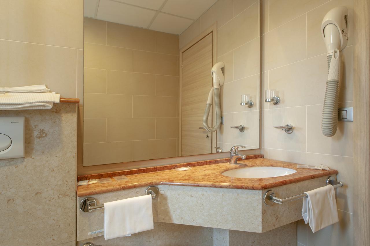 Residence Villa Lo Scoglietto Σαν Βιντσέντσο Δωμάτιο φωτογραφία