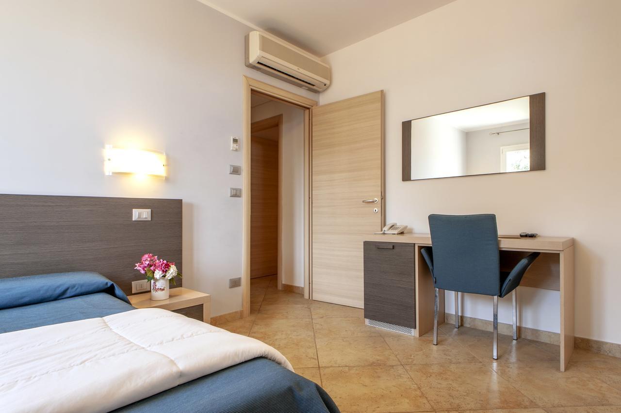 Residence Villa Lo Scoglietto Σαν Βιντσέντσο Δωμάτιο φωτογραφία