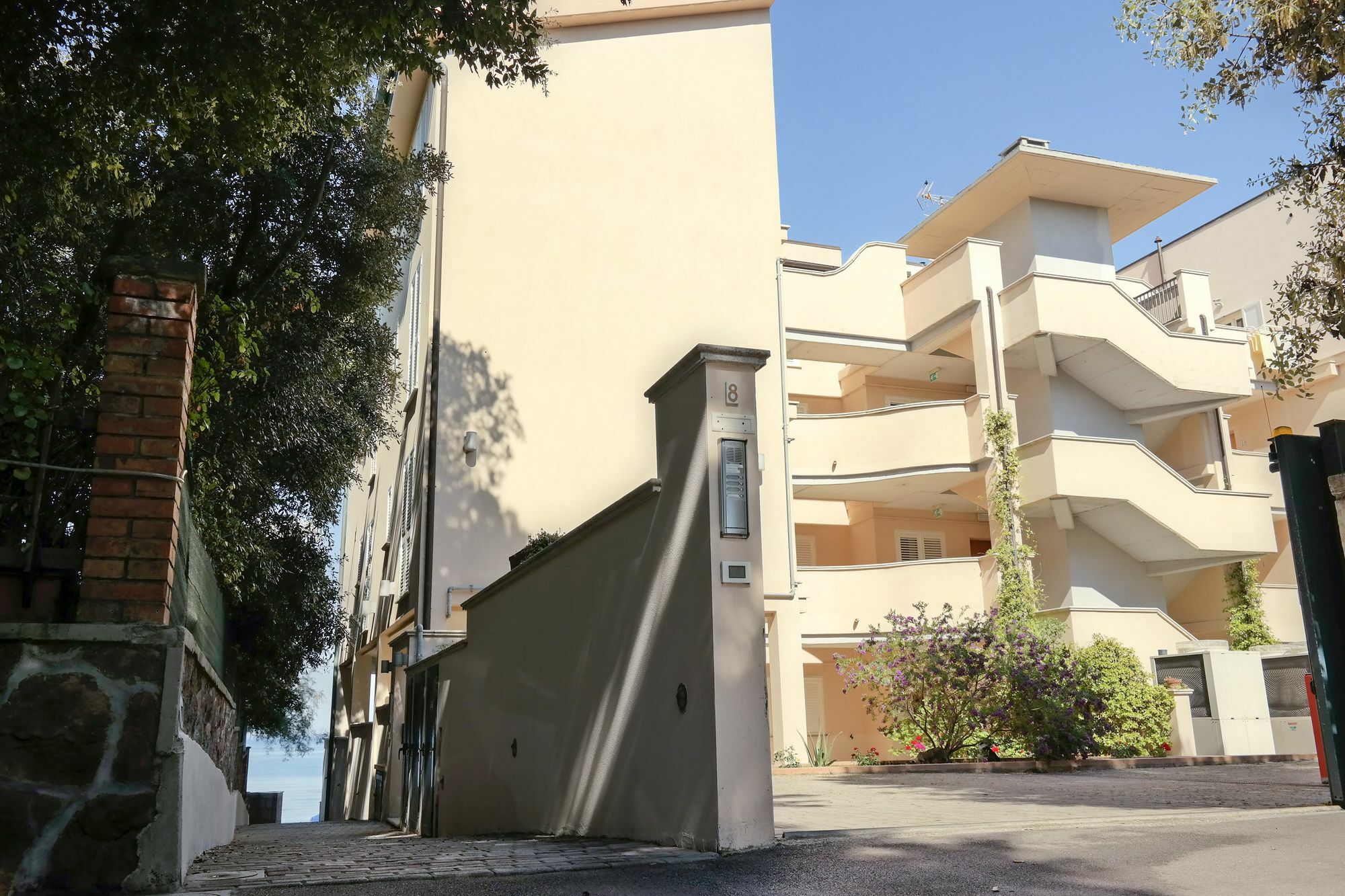 Residence Villa Lo Scoglietto Σαν Βιντσέντσο Εξωτερικό φωτογραφία